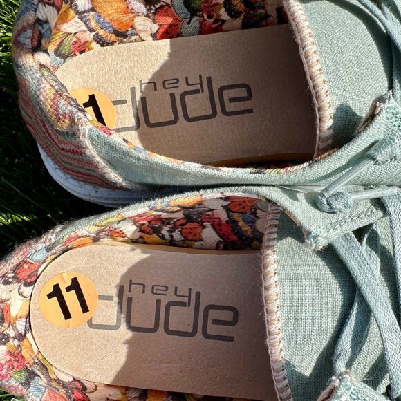 HEY DUDE Size 11 Wendy Cotton Canvas Elastic UltraLIGHT EVA Outsole Deck Boat Sh - Picture 13 of 15